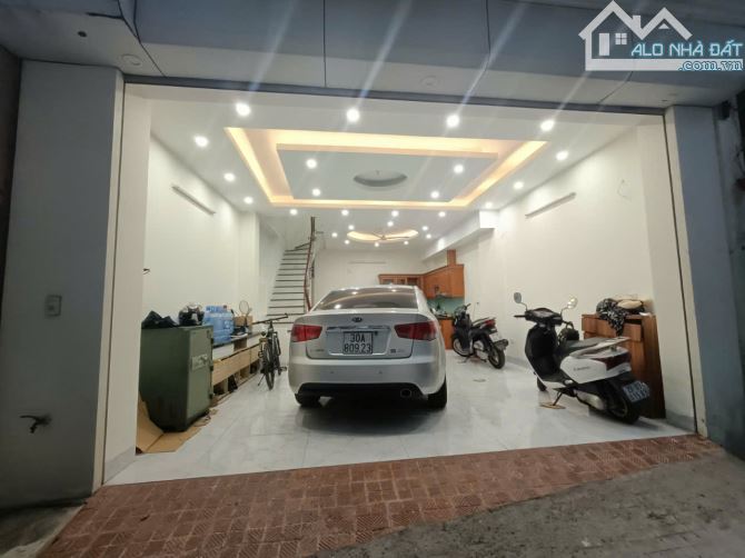 Bán nhà 5 tầng tại ngõ 11 Việt Hưng ngay cạnh Vinhome Riverside - 2