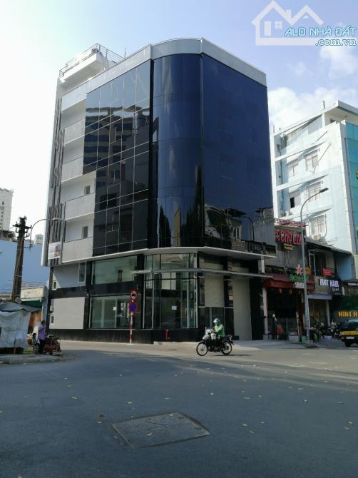 bán nhà 2mt trần quốc toản p.8 quận 3 dt:8,5mx16m nở hậu 10,5m. kc:hầm 7 tầng giá:89 tỷ - 2