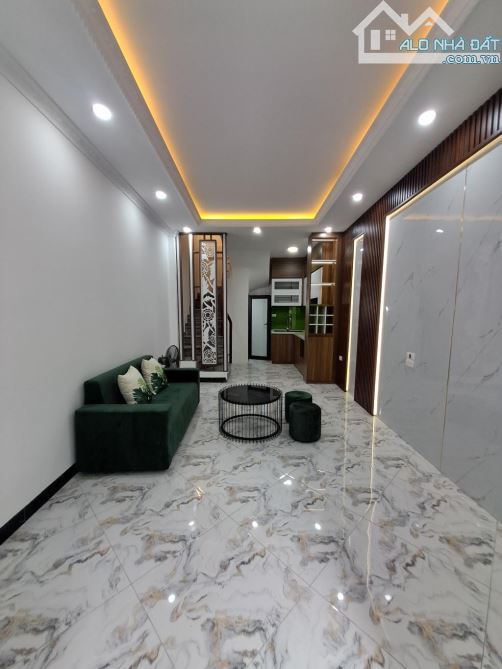 Bán nhà Láng Hạ. Xây mới 30m2/5 tầng giá nhỉnh 7 tỷ - 2