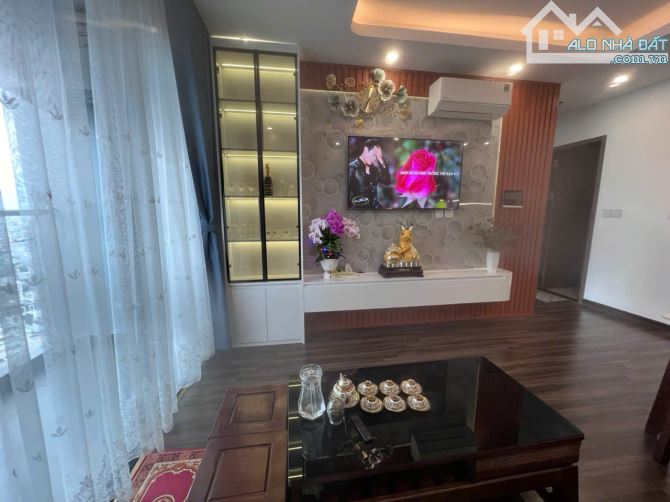 Cần cho thuê căn hộ Hoàng Huy Commerce toà Lotus đường Võ Nguyên Giáp full đồ chỉ việc ở - 2