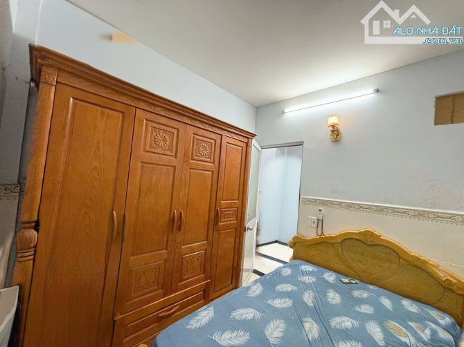 BÁN NHÀ 2 TẦNG HẺM XE HƠI QUAY ĐẦU SÁT MẶT TIỀN TRỊNH THỊ MIẾNG GẦN SÂN VẬN ĐỘNG THỚI TỨ H - 2
