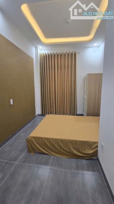 Bán 6 CHDV thu nhập 40tr/tháng ngay gần CĐ Vinatex , Linh Đông Thủ Đức. Gía 10,2 tỷ - 2
