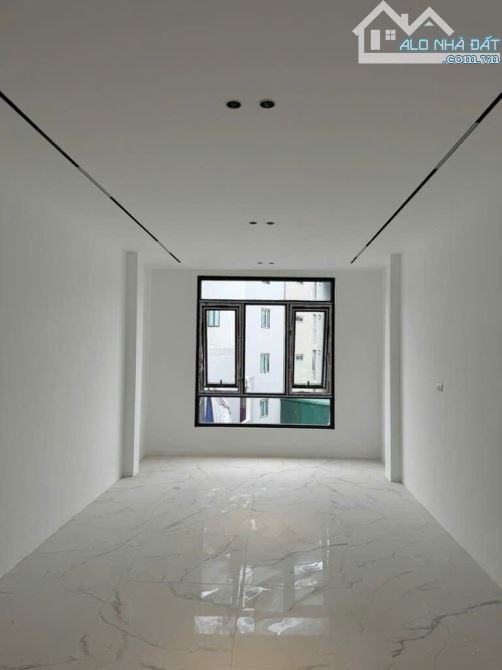 Bán nhà 32.1m2 Đông Ngạc - Kẻ Vẽ 6,9 tỷ, 5 tầng, ô tô vào nhà - 2