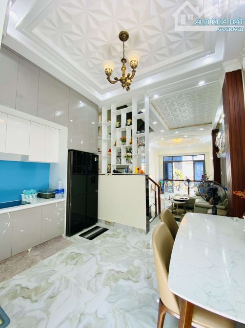 Bán nhà đẹp Đào Tông Nguyên Nhà Bè 4 tầng full nội thăt chỉ 6.2 tỷ - 2