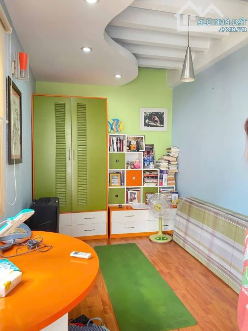 ĐẸP! Bán nhà Đội Cấn 38.1m2, ngõ rộng, lô góc 2 thoáng, TK đẹp, MT rộng 4.75m - 2