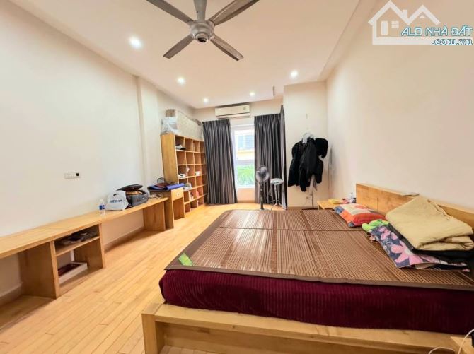 PHÂN LÔ QUÂN ĐỘI - BA ĐÌNH - Ô TÔ - NỘI THẤT GỖ SỊN - 66M - 4 TẦNG - GIÁ TỐT- - 2