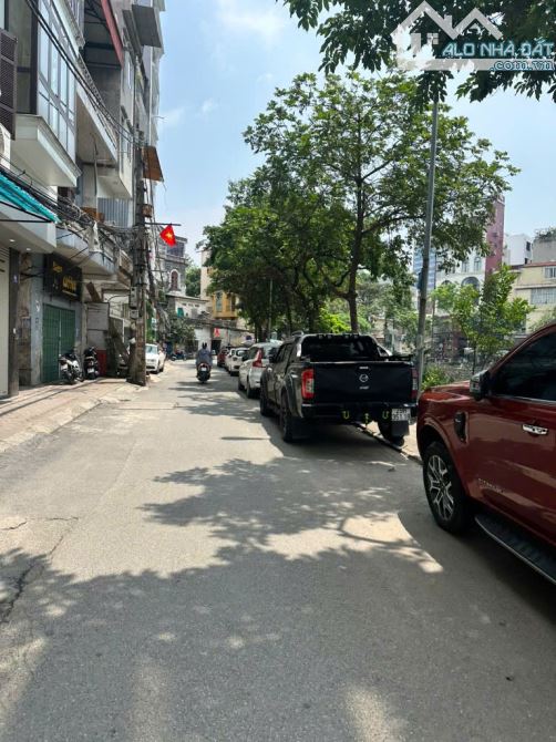 Bán nhà dân xây Phương Mai- DT KHỦNG 123m Trung tâm Đống Đa- Gara Ô Tô qua nhà 27,5 tỷ - 2