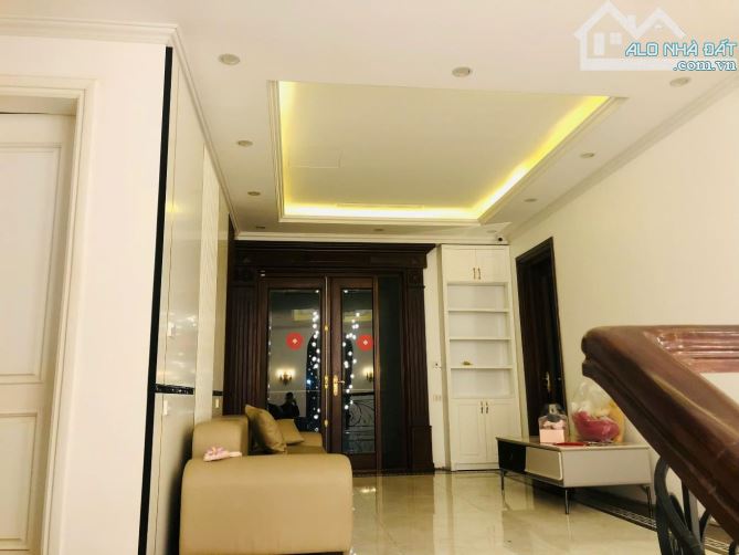BÁN BIỆT THỰ - LẠC LONG QUÂN - TÂY HỒ - 210M2 - SỔ ĐỎ - 2