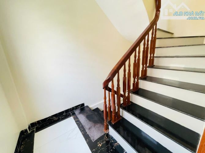 NGÕ GỐC ĐỀ - HOÀNG MAI CHÍNH CHỦ CẦN BÁN NHÀ Ô TÔ ĐỖ SÁT NHÀ 5 TẦNG GIÁ 6.9 TỶ - 2