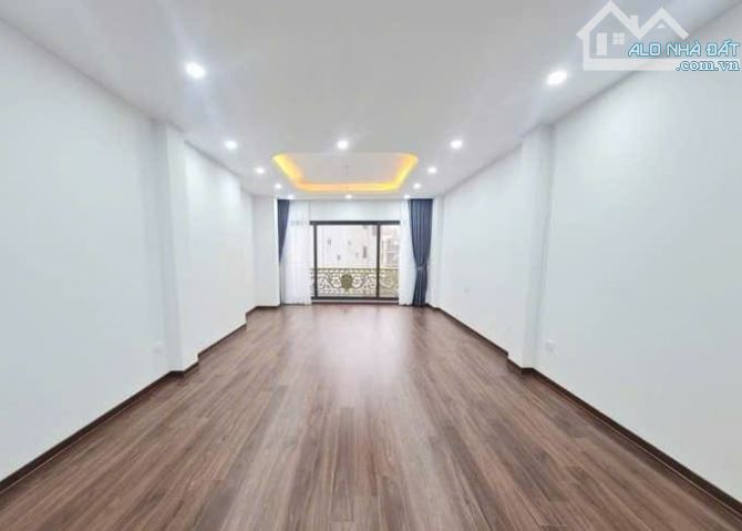 Bán gấp Liên Mạc chỉ 4,55 tỷ, 36,2m2 -5T-4PN, ngõ thoáng, sát phố. - 2