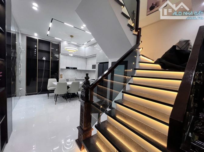 BÁN NHÀ LÊ TRỌNG TẤN - THANH XUÂN - NGÕ Ô TÔ - 10M RA Ô TÔ TRÁNH - FULL NỘI THẤT - NHÀ ĐẸP - 2