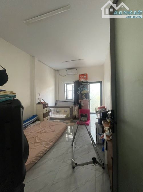 Kênh Tân Hoá Tân Phú 37m2 2 tầng giá chỉ 4 tỷ - 2