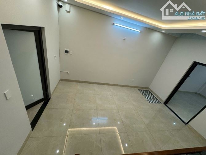 🎉🎉🚨🚨 NHÀ 3T MẶT TIỀN NGUYỄN PHƯỚC LAN MỚI 100%- THIẾT KẾ LÀM VĂN PHÒNG, ĐỂ Ở -NGAY SÁT - 2