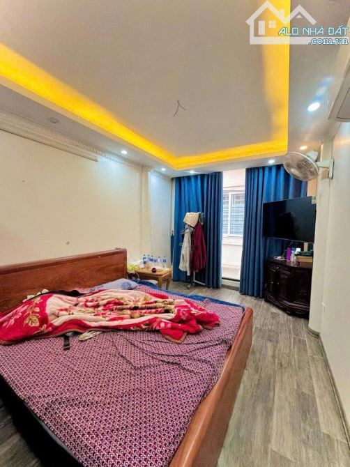 ✅ B ÁN NHÀ Giải Phóng - Hai Bà Trưng -DT: 23/30m2 - 5 tầng - mt: 3.1m - 2