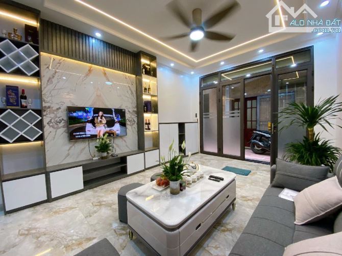 🏡 SIÊU PHẨM TÂY HỒ 70M²   - 6 TẦNG THANG MÁY - NHÀ ĐẸP 2 THOÁNG 💥 14 TỶ - 2