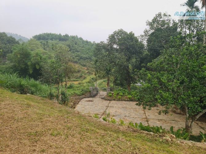 CẦN BÁN LÔ ĐẤT CÓ NHÀ SÀN ĐẸP, VIEW THOÁNG MÁT, CÁCH HÀ NỘI CHỈ 40KM - 2