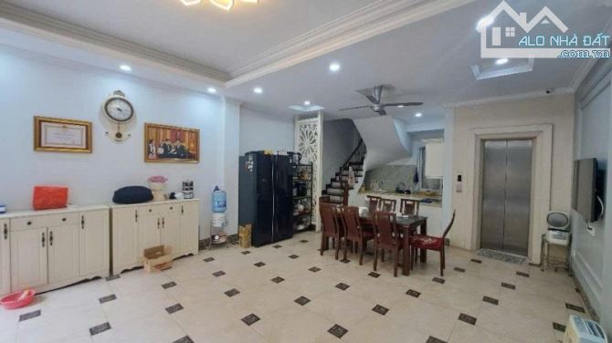 Bán nhà Nguyễn Văn Cừ,Long Biên 6 tầng,52m,mt5.4m oto tránh nhỉnh 15 tỷ - 2