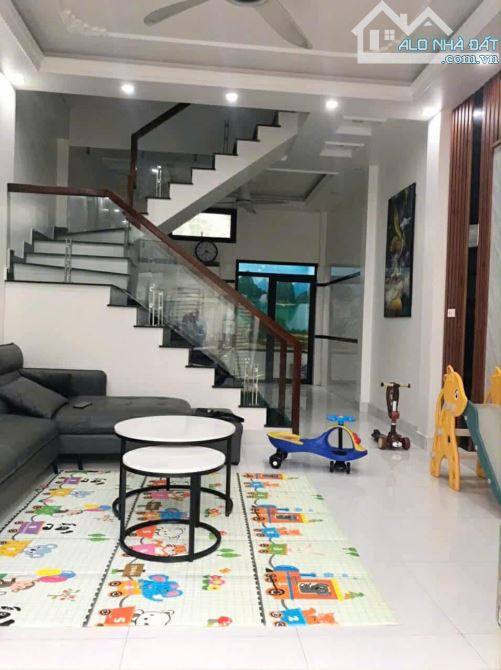 Cho thuê nhà 3 tầng mới tinh Đặng Cương , An Dương . Có đồ - 2