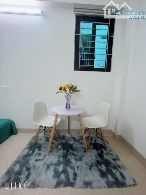 Cho Thuê CCMN 43 Trung Kính Cầu Giấy 25m2 Studio Cửa Sổ Giếng Giời Bếp Riêng Thang Máy - 2