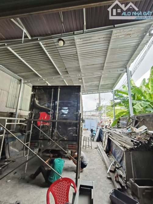 Bom Tấn xưởng mặt tiên Cây Cám gần chợ liên khu 5-6 -320m2,2 Tầng 17 tỷ - 2