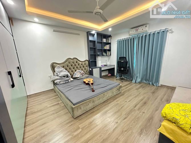 Bán nhà mới, đẹp mặt ngõ thông, gần phố ở sướng, mẳ tiền rồng đẹp hiếm có - 2
