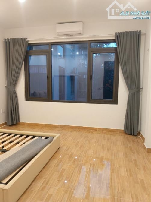 Nhà HIẾM phố Ngọc Lâm 47m x 5 tầng - 14.5 tỷ - 23