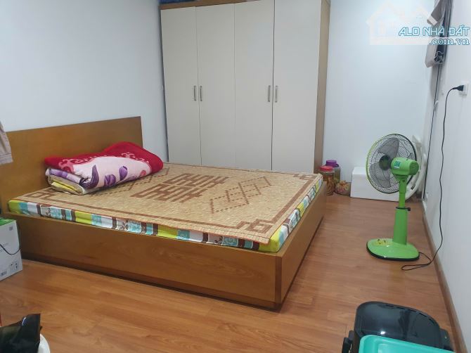 Cần bán căn hộ 3 ngủ GOLDEN PALACE tòa B view đẹp85m  giá 5,95 tỷ - 3