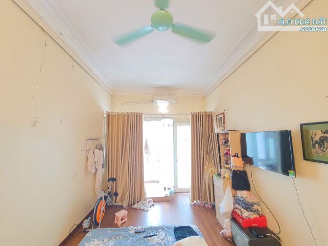 Bán nhà phố Trấn Vũ Ba Đình kinh doanh vỉa hè rộng dt46m2 x 3 tầng giá 25 tỷ - 3