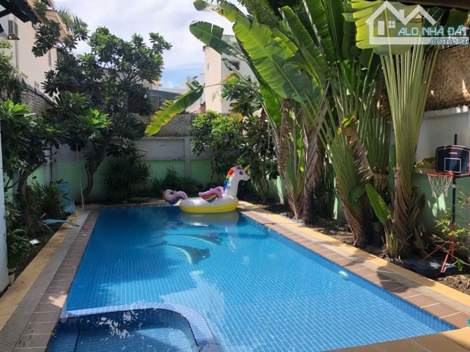Bán nhà mặt tiền gần trục Nguyễn Văn Hưởng Q.2 - 12x31m - 3 tầng HĐT 120tr giá chỉ 59 tỷ. - 3