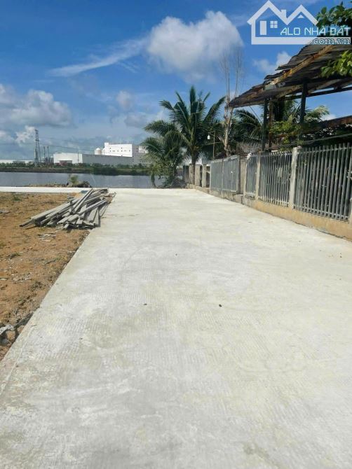 B.án dự án..Hỗ trơ 3 bên. 70%.  ◾️Sỉ 8 lô. 120m2( có 80m thổ cư). Sổ riêng từng nền.G.iá 1 - 3