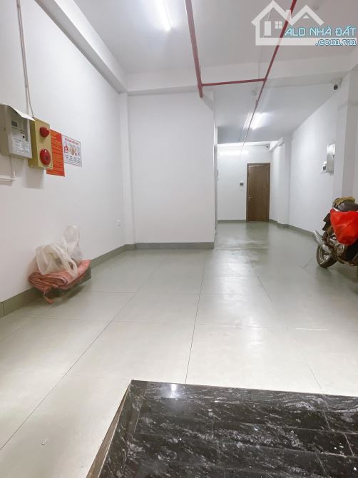BÁN NHÀ NGỌC TRỤC . NHÀ 7 TẦNG THANG MÁY 11 PHÒNG. GIÁ 11,2 TỶ . MUA NHANH - 3