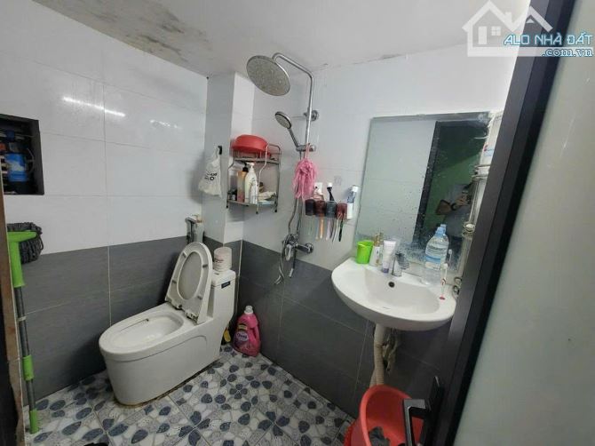 Nhà phố Yên Phúc HĐ 30mx 3T, ô tô đỗ cửa, kinh doanh nhộn nhịp giá 5 tỷ. - 3