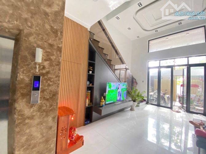 Bán nhà 1 trệt 3 lầu sổ riêng thổ cư p. Tân Tiến - 3