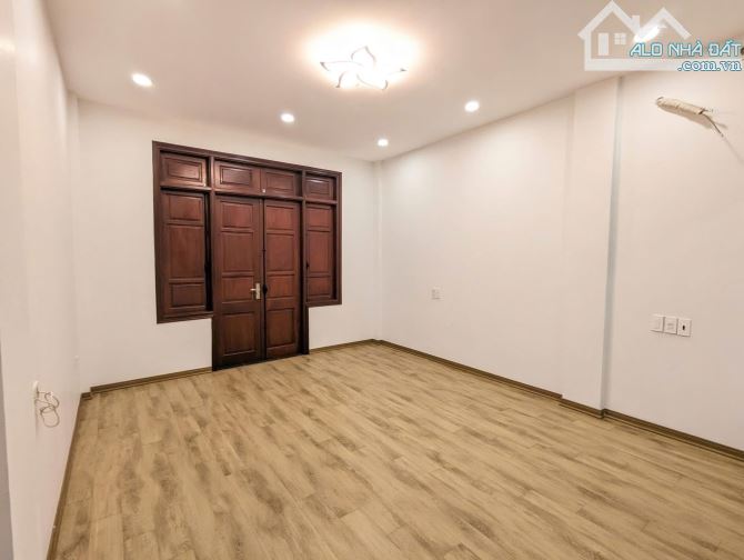 SIÊU VIP ! Hoàng Văn Thái - Phân lô - Gara ô tô - 65m2 - Chỉ 23.8 tỷ - 3