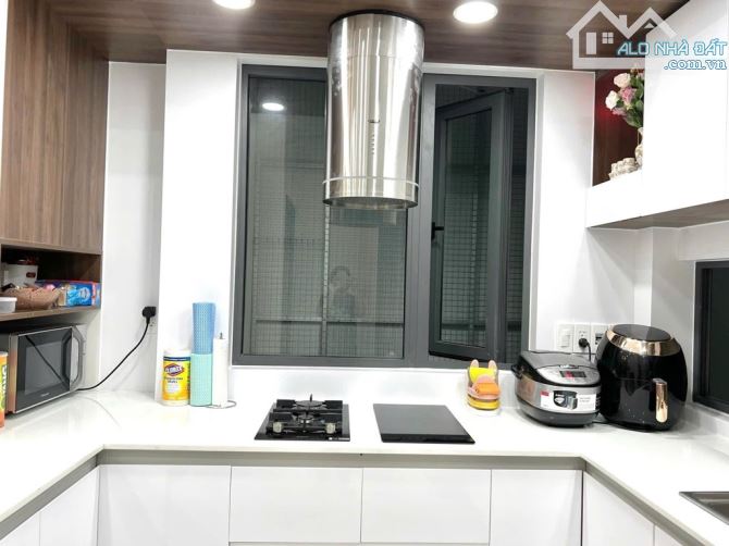 BÁN NHÀ 4 TẦNG.MT NGUYỄN HỮU TIẾN.P TÂY THẠNH . TÂN PHÚ. DT 160M . GIÁ 23.5 TỶ - 3