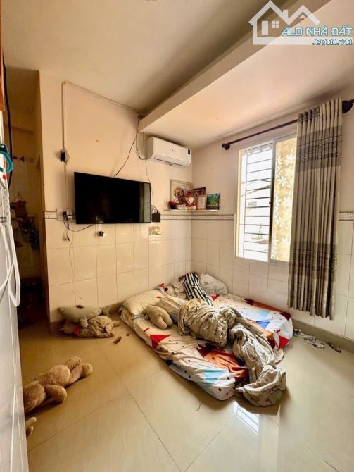 [CHẠM MỐC 2025 – DEAL SIÊU HIẾM] Bán Nhà 1T 3L 3PN 2WC  Đường Đỗ Tấn Phong 20m2  2 TỶ 450 - 3