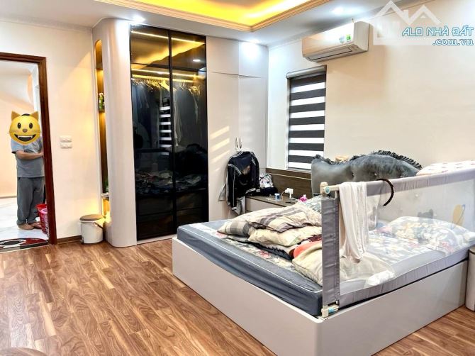 Hoa hậu Đê La Thành, trước nhà 5m, KD, thông sàn, 58m*7T thang máy, cho thuê 25tr/th - 3