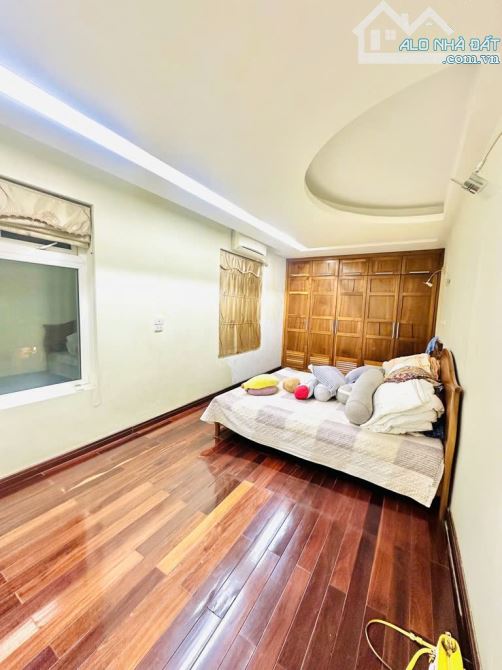 Chưng cư 151 NGUYỄN ĐỨC CẢNH, 100m2, HƠN 50TR/M2, CĂN GÓC, 3 NGỦ, CẠNH KĐT ĐỀN LỪ.       + - 3