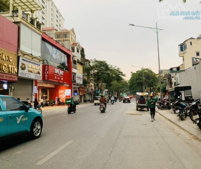 Bán nhà MẶT PHỐ KIM MÃ 8 tầng thang máy - KD sầm uất-2 thoáng - 3