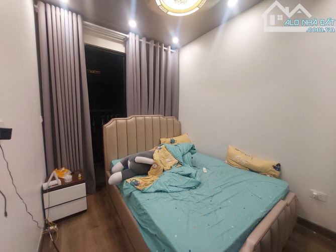 Chung cư 2 ngủ - toà VIP nhất Berriver Long Biên - hơn 4 tỷ - 61m2 - 3