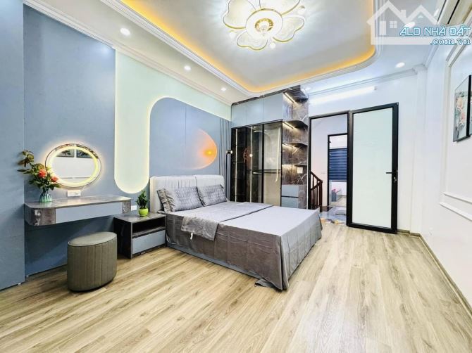 🚗 NHÀ LÔ GÓC LA TINH – Ô TÔ NGỦ TRONG NHÀ – 5 TẦNG ĐẸP – GIÁ SIÊU HỜI CHỈ TỪ 4,2 TỶ - 3