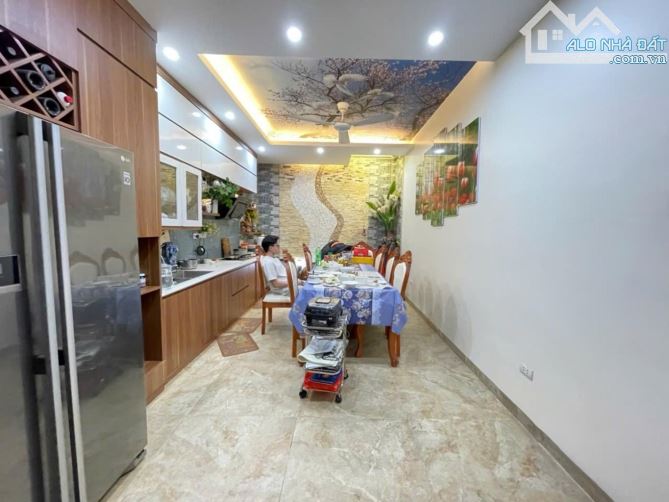PHÂN LÔ LÃNG YÊN-MẶT NGÕ Ô TÔ TRÁNH-DT 60M - 3