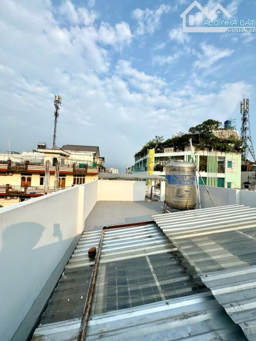 Nhà mặt tiền Bình Phú 2 – P.10 Q.6 DT: 4x11m | 3 tầng | 2PN – 2WC | Giá: 6.5 tỷ - 3