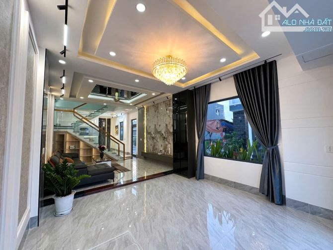 CHỦ GỞI BÁN NHÀ 1 TRỆT 3 LẦU (GÓC 2 MẶT TIỀN) KDC HOÀNG MINH CHÁNH P. HOÁ AN - 3