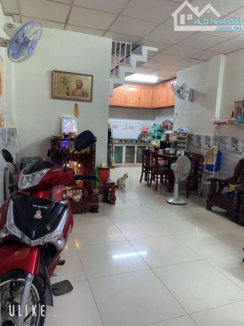 BÁN NHÀ ÂU CƠ GIÁP TÂN BÌNH - 2 TẦNG - NHÀ MỚI Ở NGAY- 35m2- GIÁ 2,99 TỶ - 3