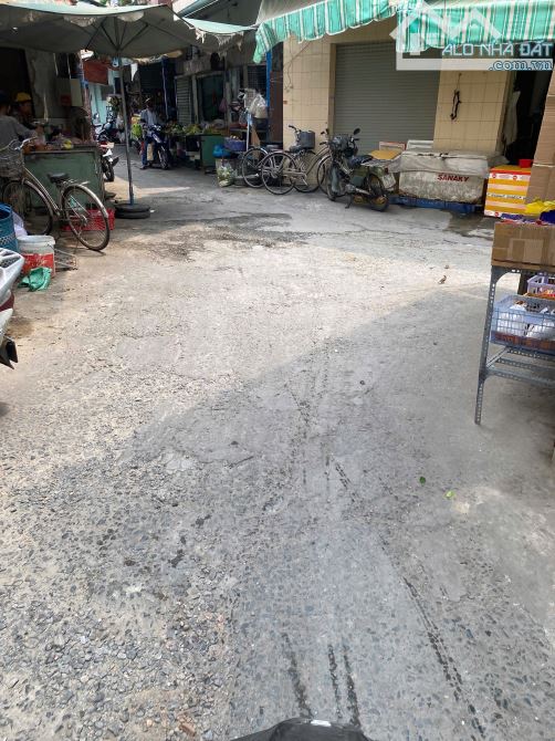 D152  + bán lô đất phường Thống Nhất BIÊN HOÀ DT 103m2 - giá 3,1 tỈ - 3