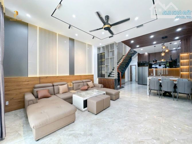 Nhà CHÍNH CHỦ THANHXUÂN - 6 tầng -53m2,  11 tỷ- MẶT TIỀN RỘNG - 20m ra HỒ - VF3 VÀO NHÀ - 3