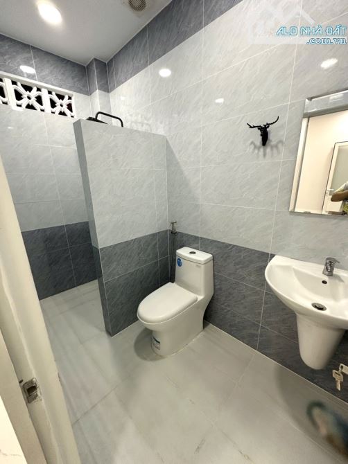 BÁN NHÀ NGAY TÊN LỬA BÌNH TRỊ ĐÔNG NGANG 5M 78M GIÁ CHỈ 4TỶ25 - 3