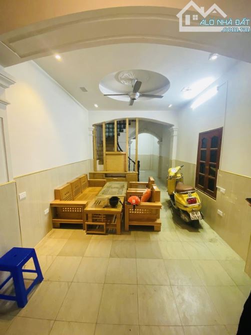 BÁN NHÀ MẶT NGÕ PHỐ XUÂN THUỶ, TRUNG TÂM CẦU GIẤY - 3