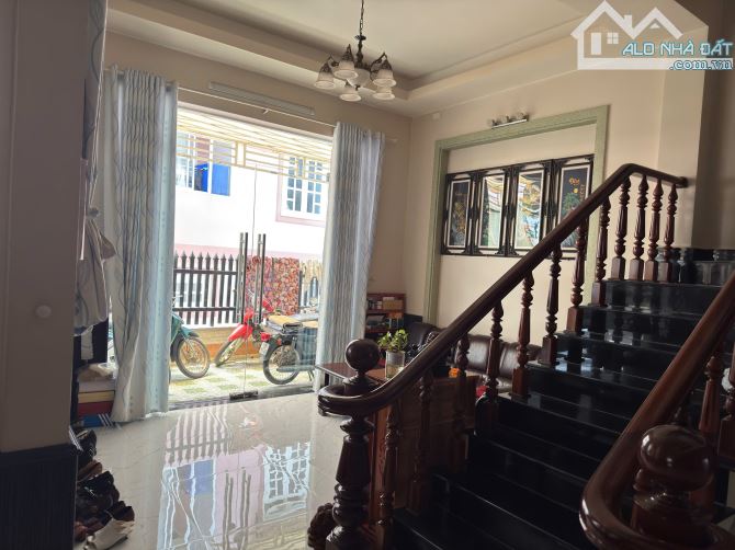 ✨🏡✨ Cần bán Villa/ Biệt Thự Nhà Hẻm Xe Tải (7m), đường Thái Phiên, P.12, Đà Lạt - 3